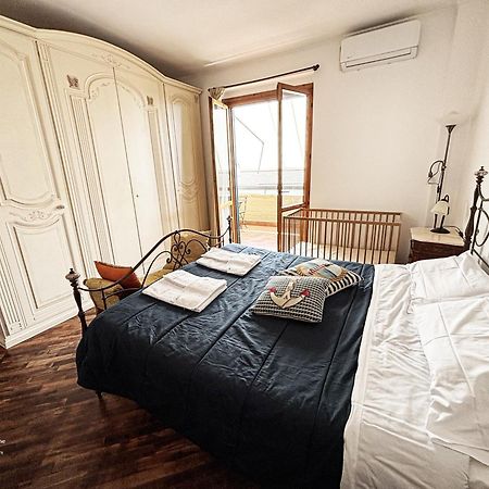 Sicilian Home 아치카스텔로 외부 사진